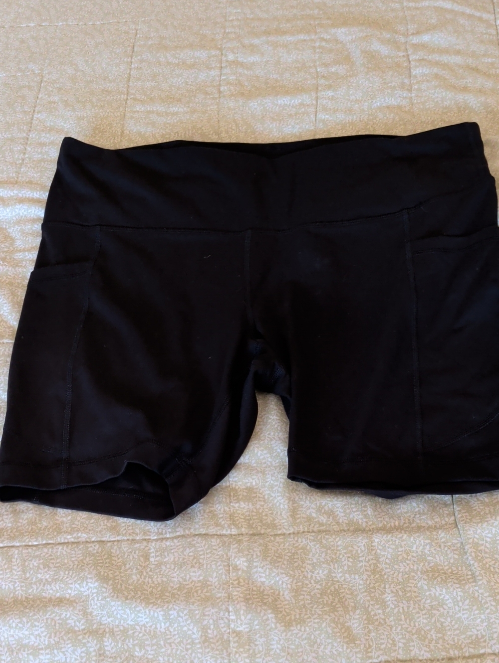 Velocity Black Bike Shorts with Side Pockets